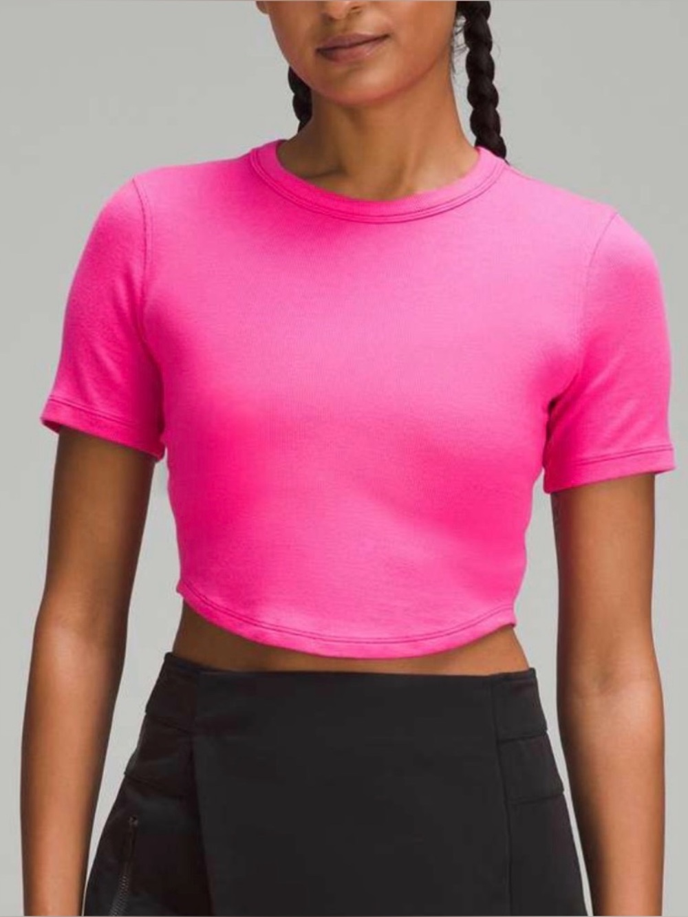 Lululemon Hold Tight Cropped T-Shirt in Sonic Pink size 6